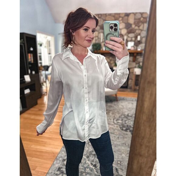 AโNewโDayโTopโNWT - Picture 5 of 12